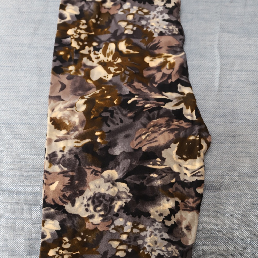 BNWT Agnes and Dora Leggings